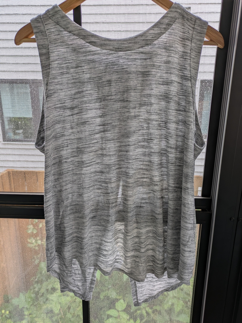 Old Navy Tank Top - Open Back Gray Knit